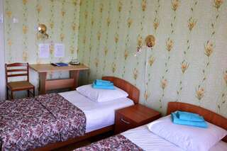 Гостиница Беломорье Кандалакша Стандартный двухместный номер с 2 отдельными кроватями-7